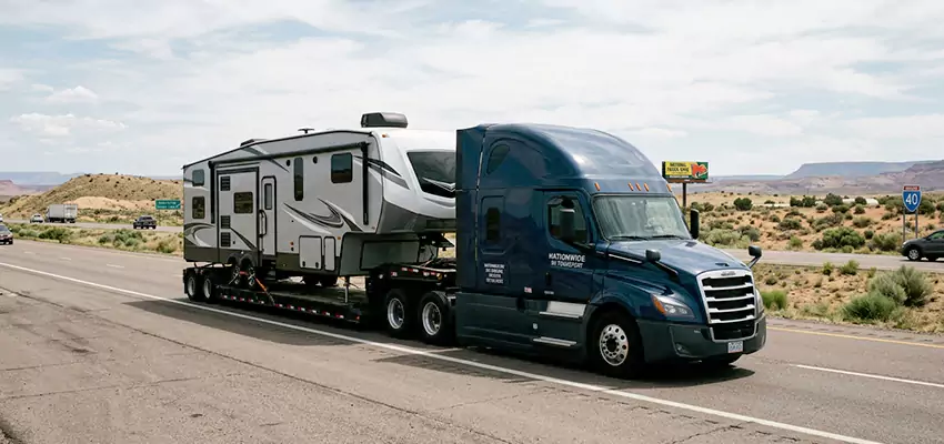 RV Transport Prices and Cost Factors in Denver